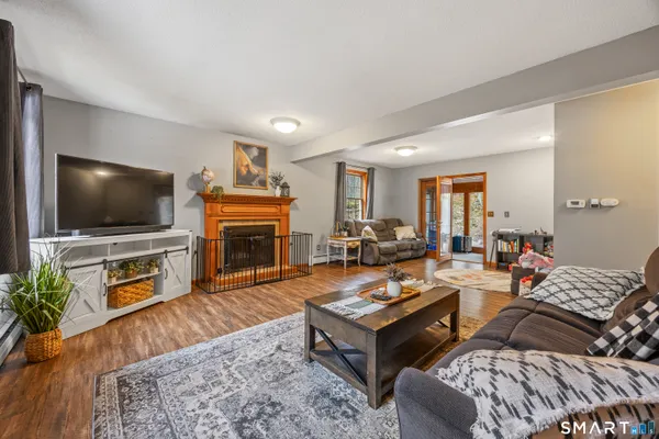 $374,999 | 1 Whitney Road, Columbia, CT 06237