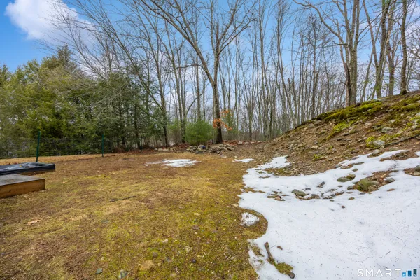 $374,999 | 1 Whitney Road, Columbia, CT 06237