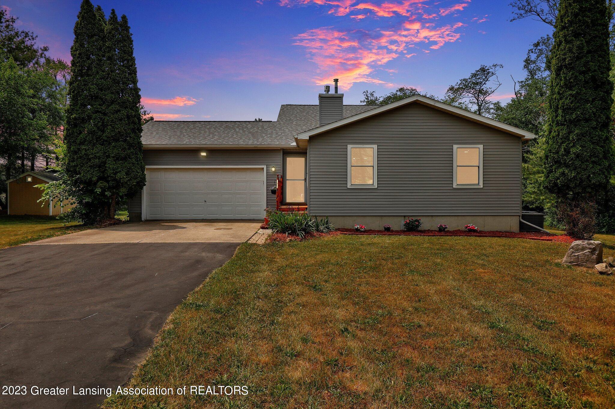 2035 North Gunn Road Holt, MI 48842 - Photo 2 of 39 3-web-or-mls-Open Ended Media-3