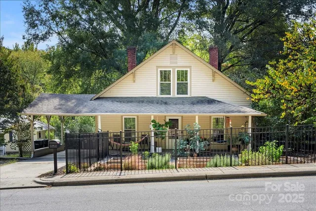 $299,000 | 208 Corban Avenue Southeast, Concord, NC 28025