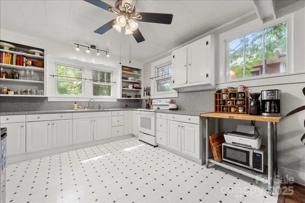 $299,000 | 208 Corban Avenue Southeast, Concord, NC 28025