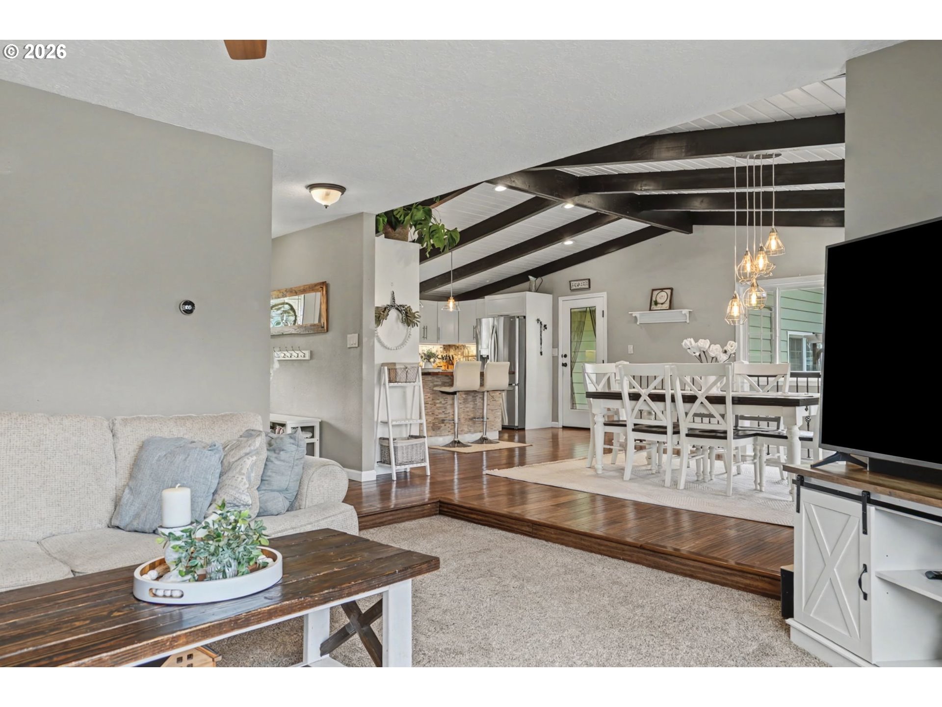 5910 Davis Creek Road Northeast Silverton, OR 97381 - Photo 7 of 48