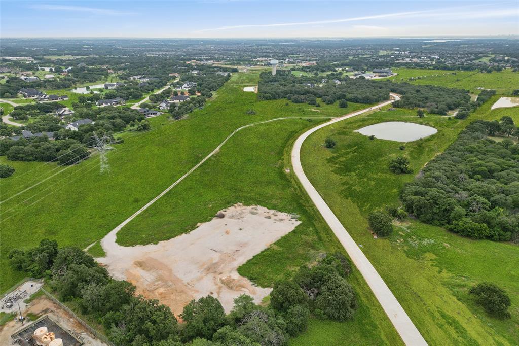 600 Wiesen Way Argyle, TX 76226 - Photo 32 of 40 a view of a city