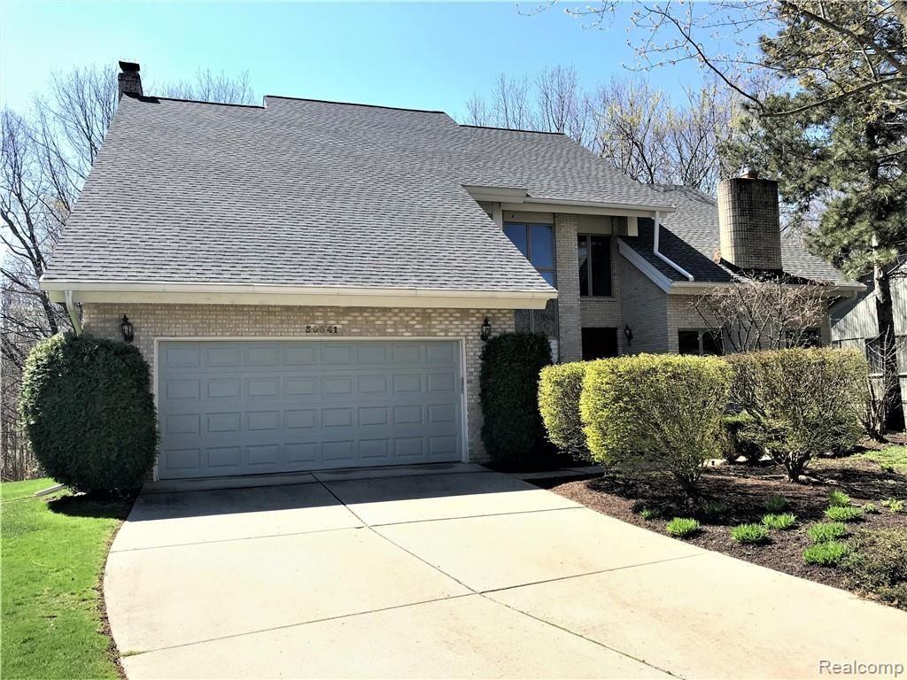 30841 Country Ridge Circle Farmington Hills, MI 48331 - Photo 1 of 2