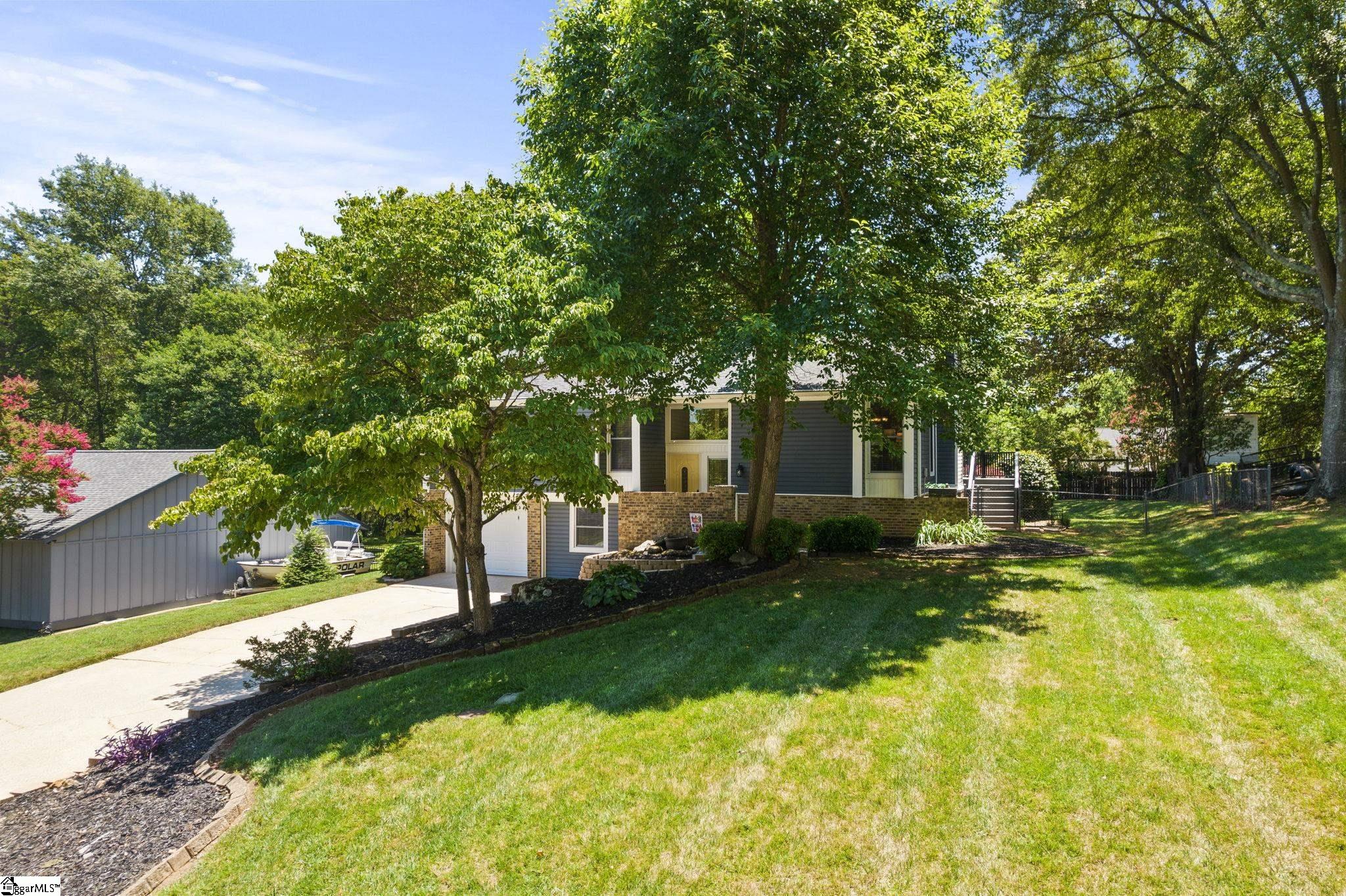 112 Bunker Hill Road Greer, SC 29650 - Photo 5 of 36 Gallery Image 5