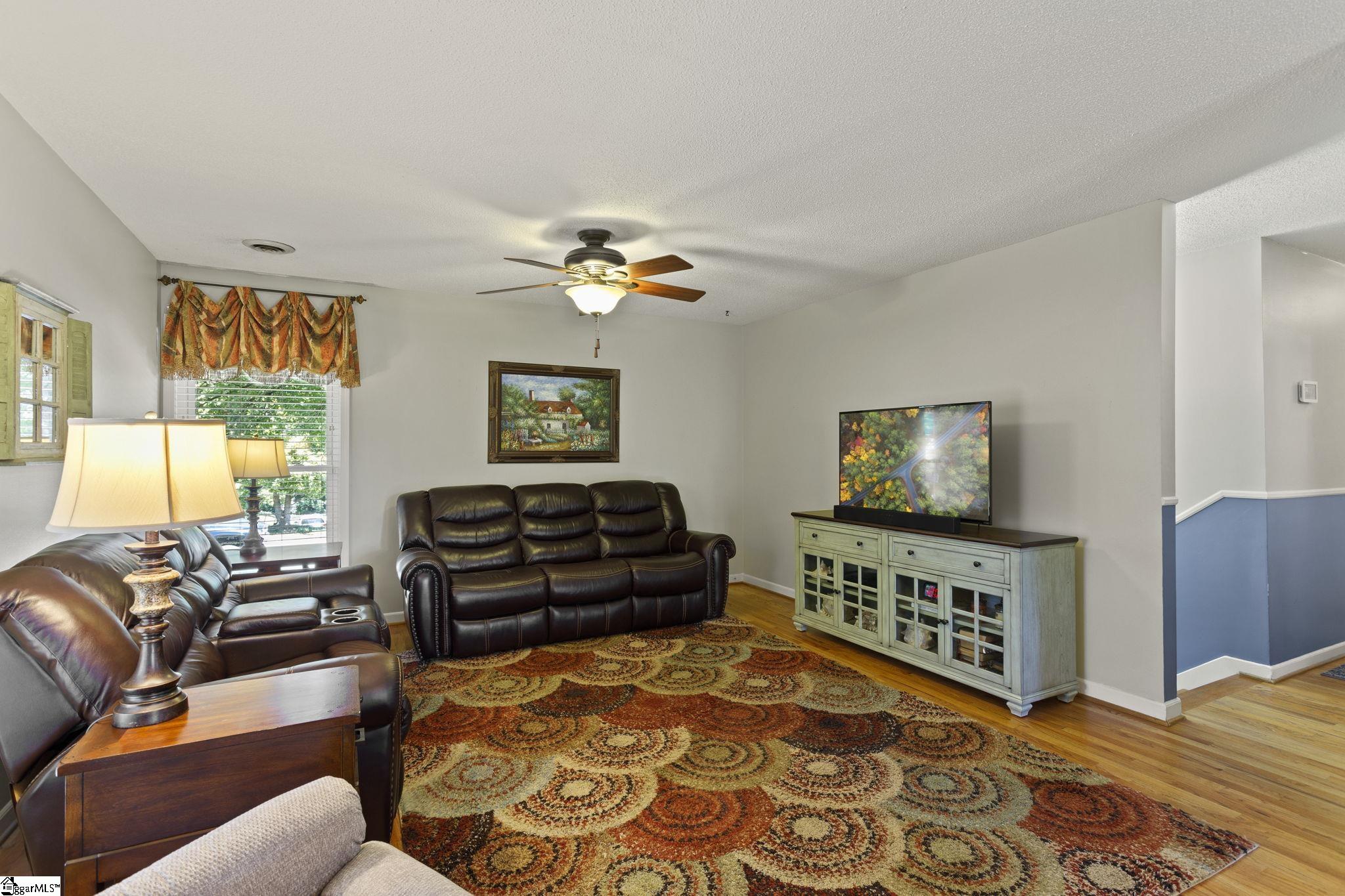 112 Bunker Hill Road Greer, SC 29650 - Photo 9 of 36 Gallery Image 9