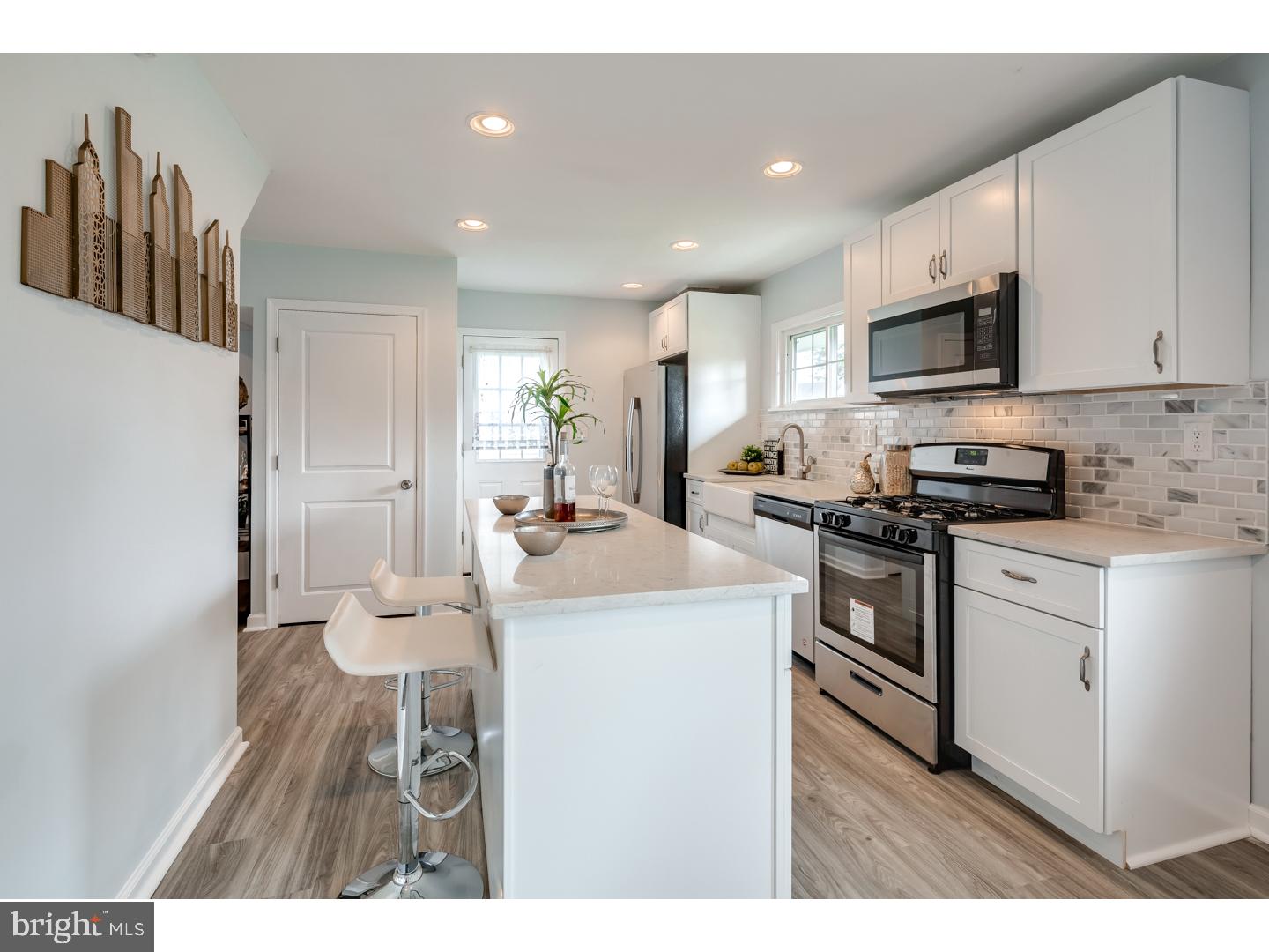 2818 Nestling Road Philadelphia, PA 19154 - Photo 4 of 25 Gallery Image 4