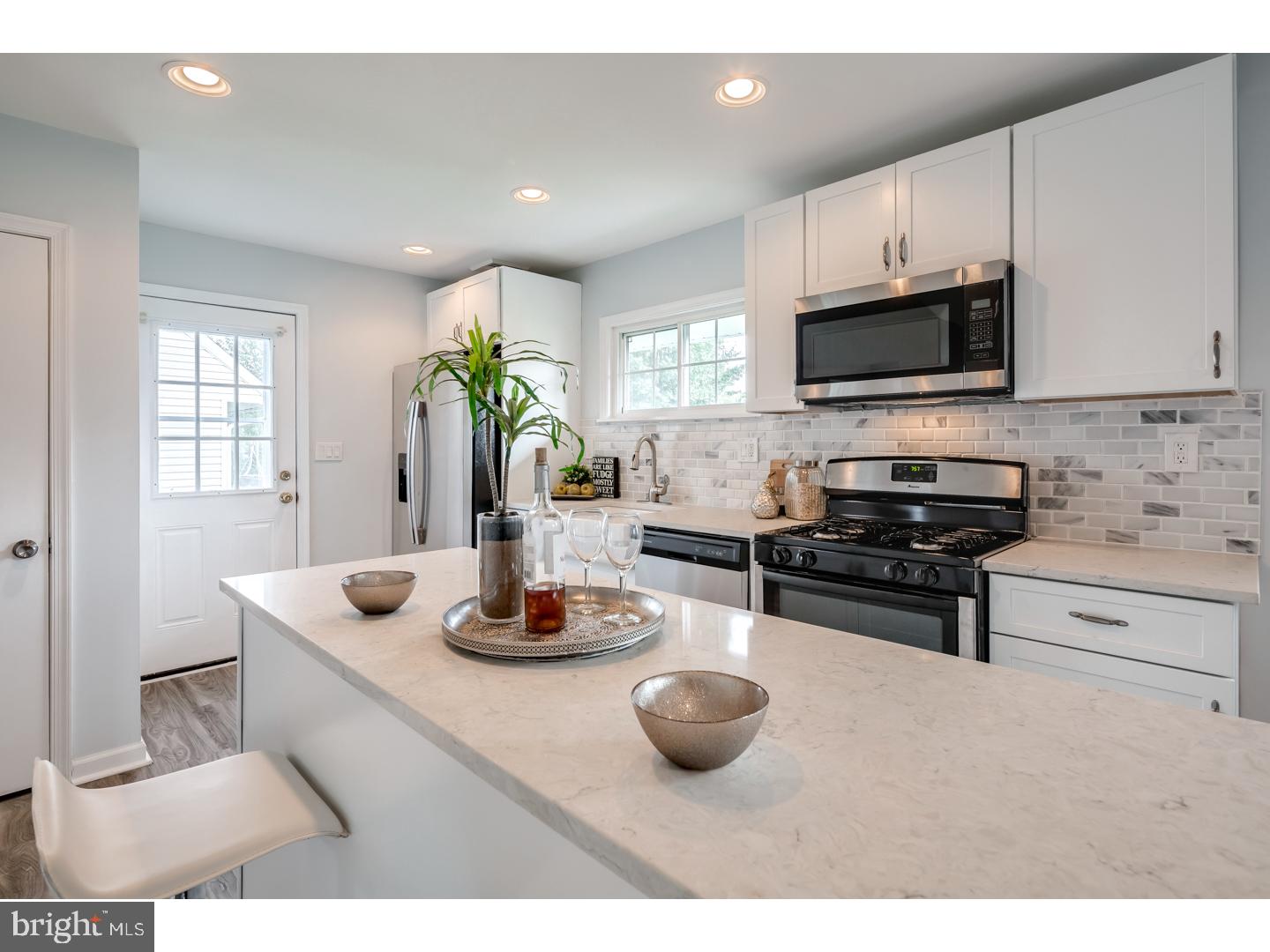 2818 Nestling Road Philadelphia, PA 19154 - Photo 5 of 25 Gallery Image 5