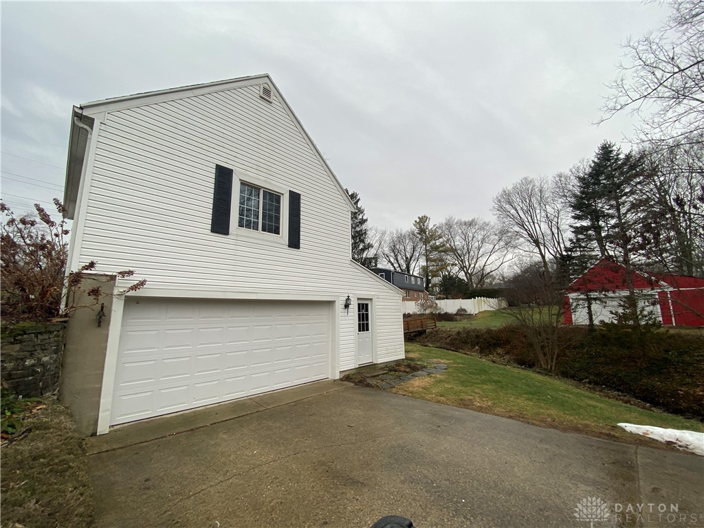 5525 Markey Road Dayton, OH 45415 - Photo 31 of 35 Gallery Image 31