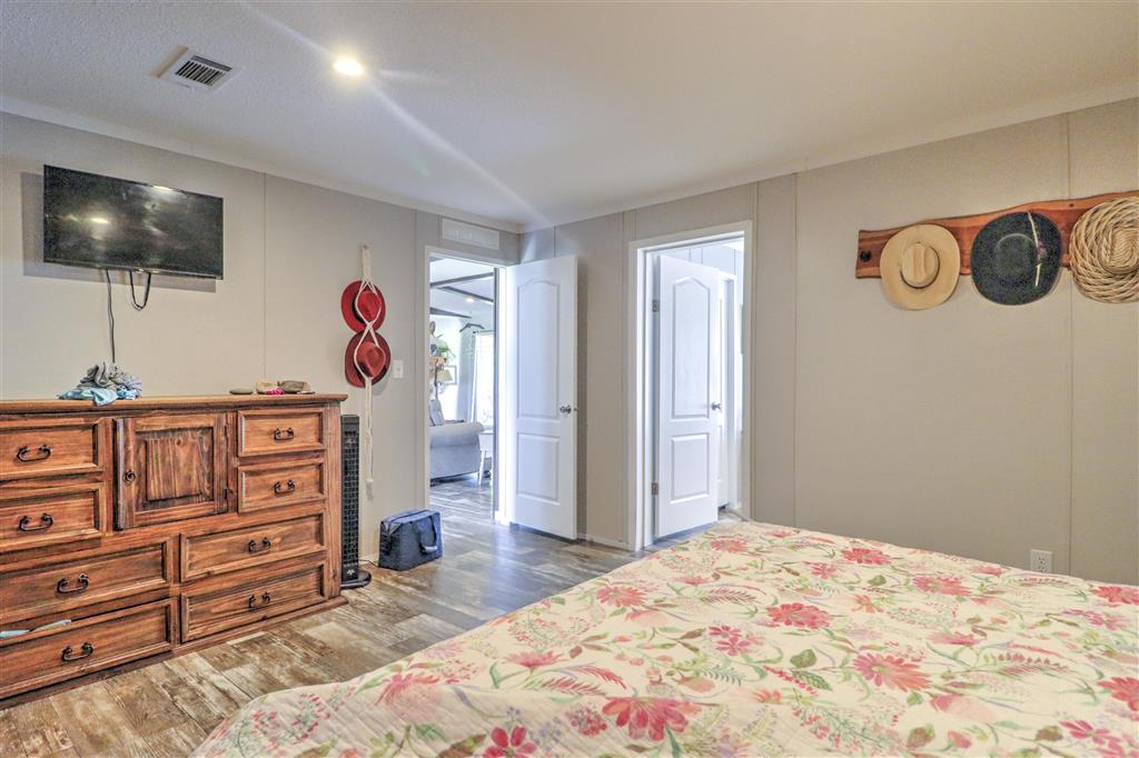 2247 Claude Hebert Road Lake Charles, LA 70615 - Photo 10 of 23 Gallery Image 10