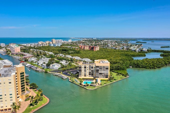 400 Lenell Road, Unit 702 Fort Myers Beach, FL 33931 - Photo 18 of 19