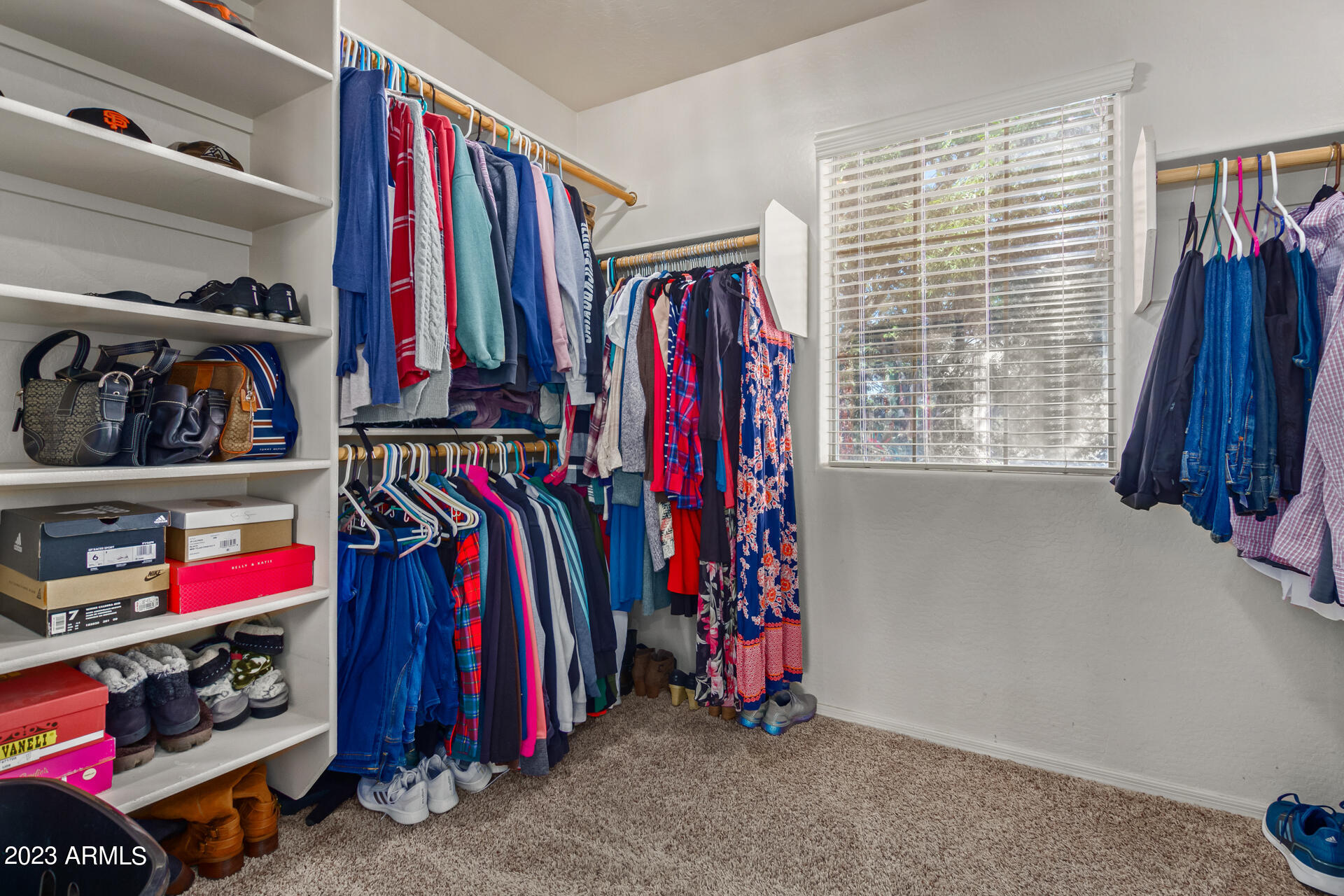 2979 South Martingale Road Gilbert, AZ 85295 - Photo 25 of 54 24 - Martingle