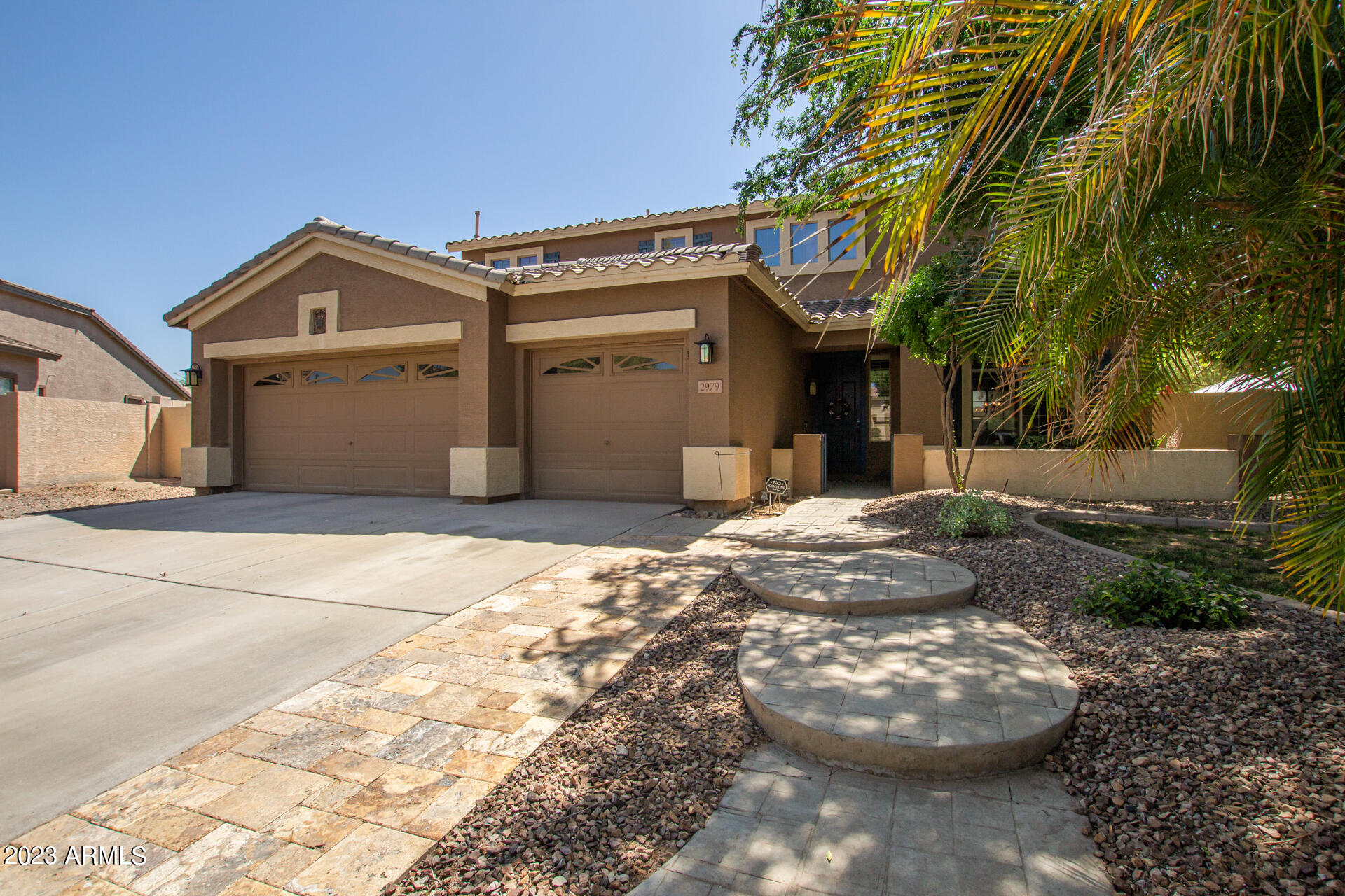 2979 South Martingale Road Gilbert, AZ 85295 - Photo 3 of 54 03 - Martingle