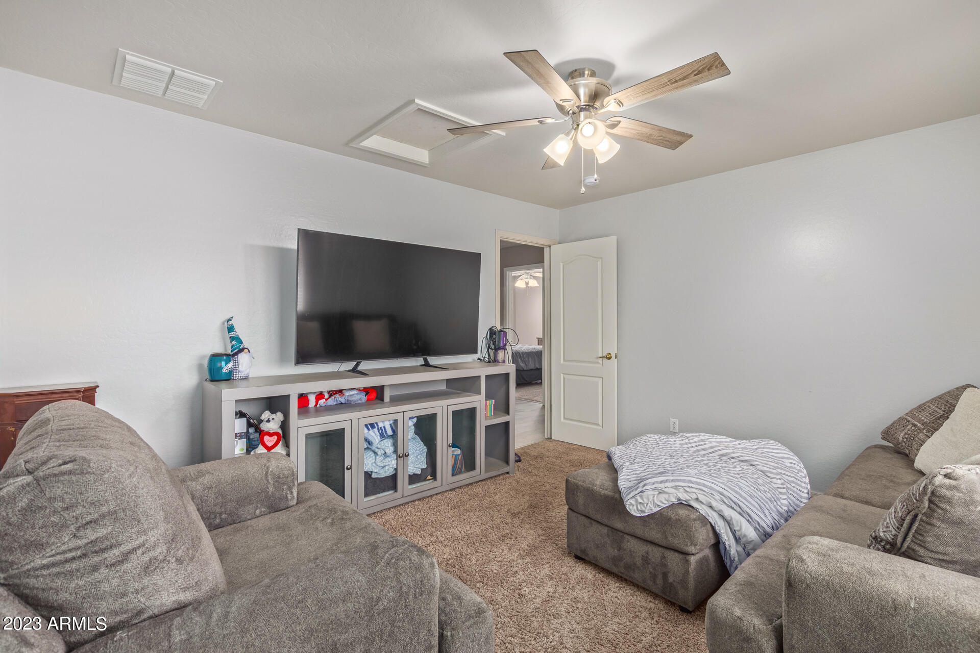 2979 South Martingale Road Gilbert, AZ 85295 - Photo 33 of 54 34 - Martingle