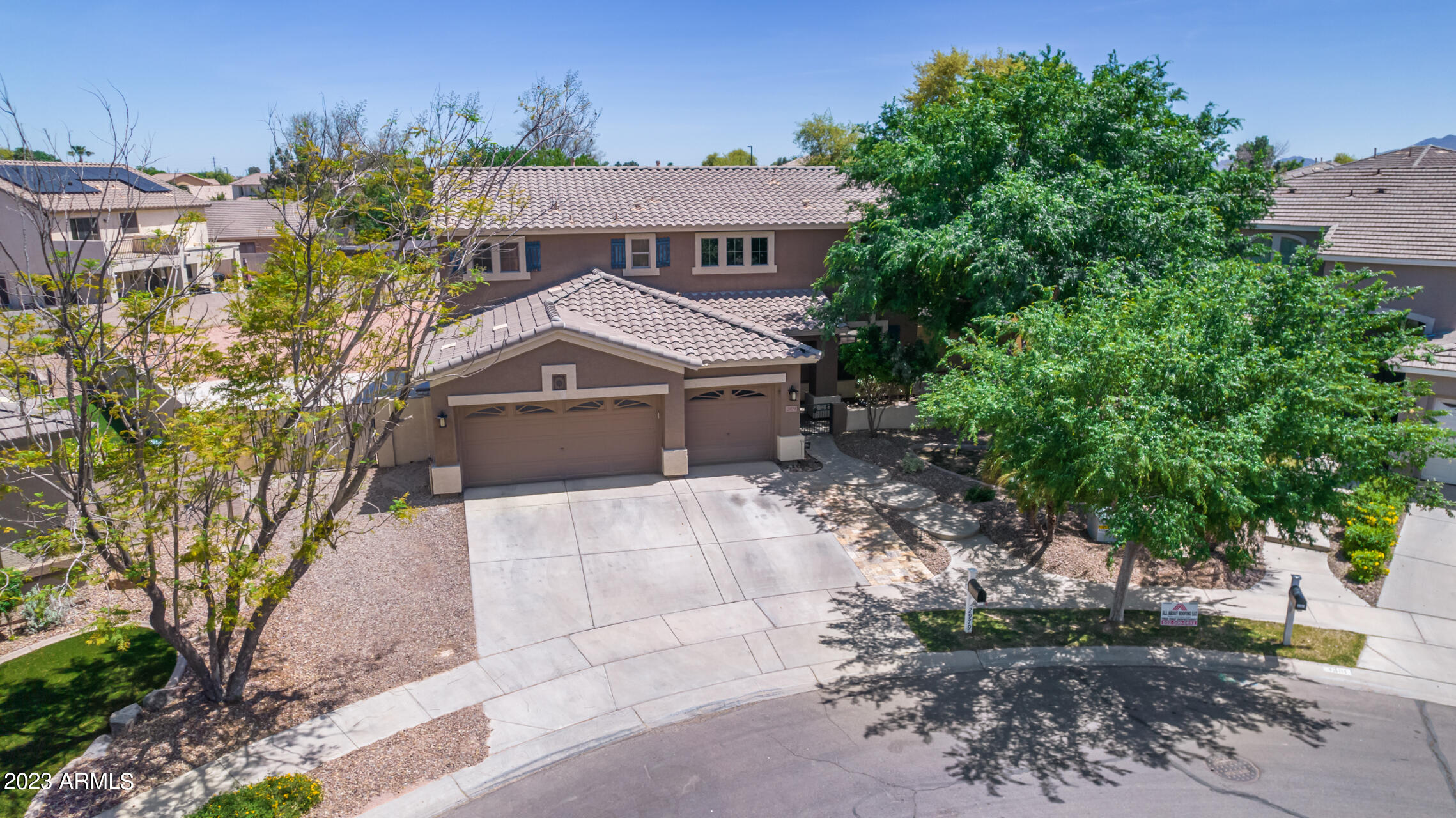 2979 South Martingale Road Gilbert, AZ 85295 - Photo 4 of 54 02 - Martingale