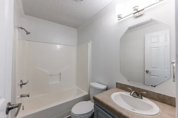 $1,800 | 108 Varsity Drive, Huntsville, TX 77340