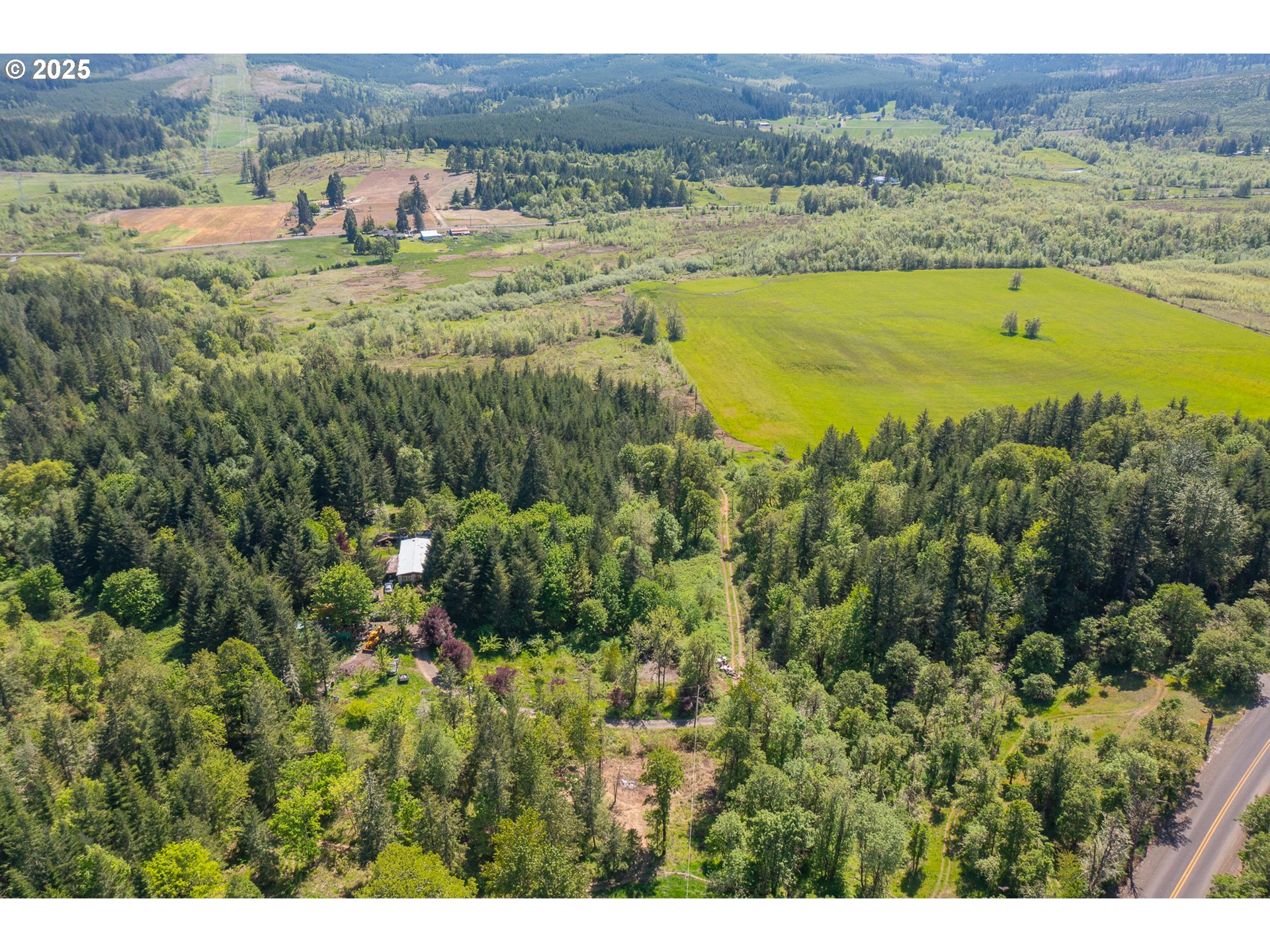 29055 Santiam Terrace Road Lebanon, OR 97355 - Photo 4 of 43 Gallery Image 4