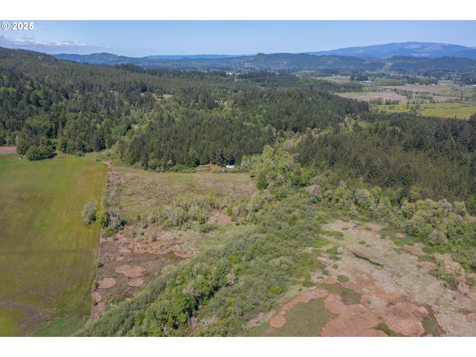 29055 Santiam Terrace Road Lebanon, OR 97355 - Photo 8 of 43 Gallery Image 8