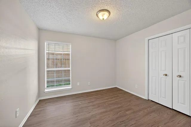 $295,000 | 2709 College Park Drive, Rowlett, TX 75088