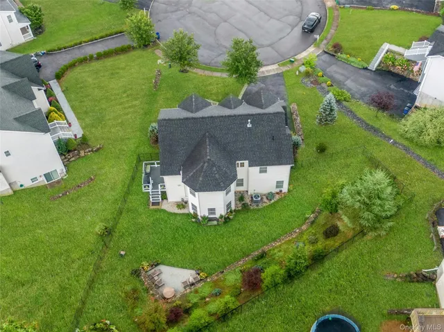 $797,000 | 18 Tanyas Court, Monroe, NY 10950