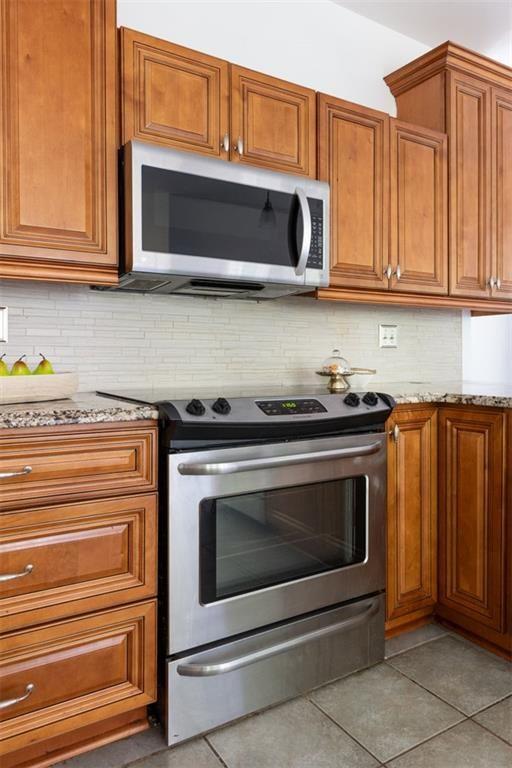 2932 Sunset View Circle Suwanee, GA 30024 - Photo 19 of 54