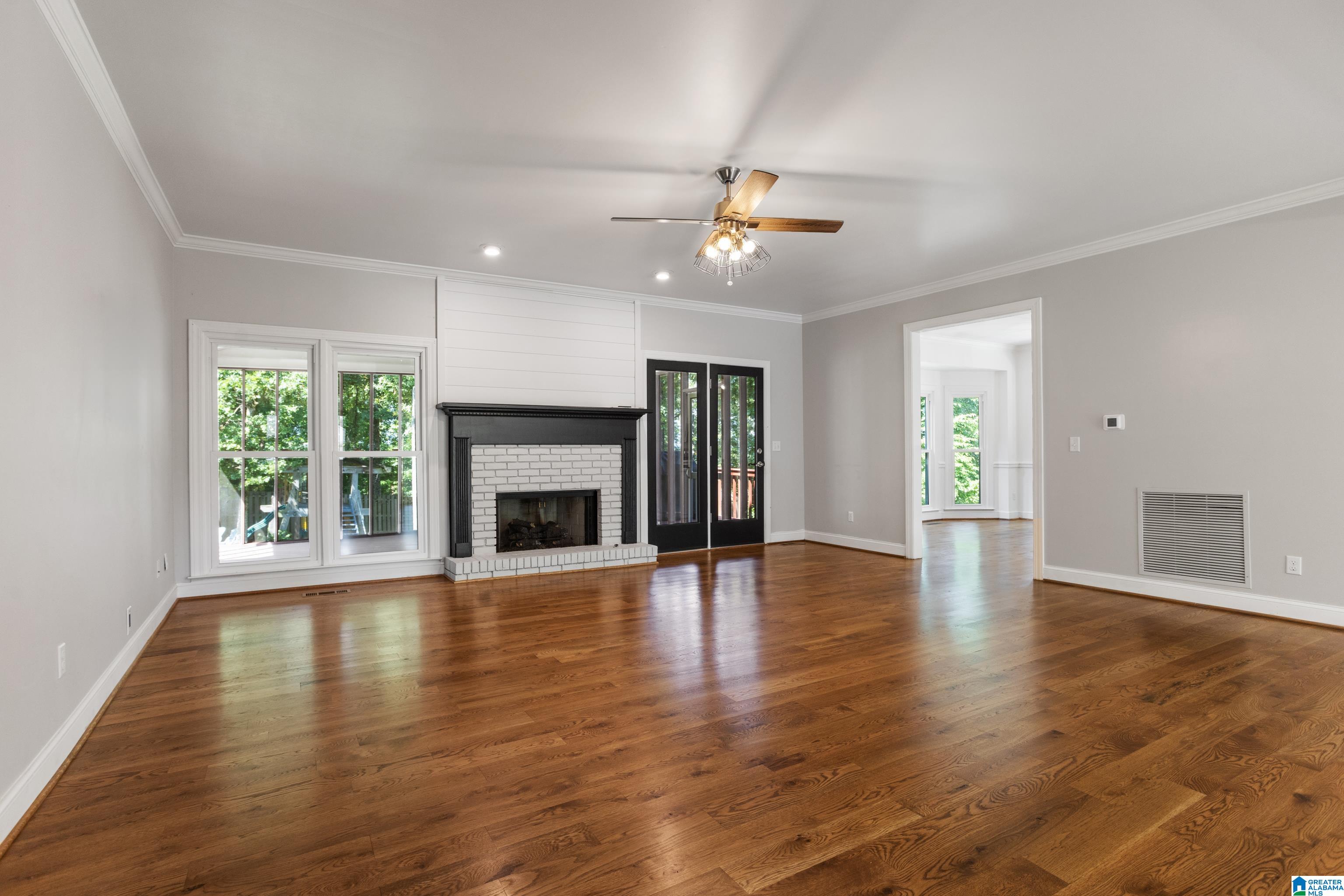 303 Newgate Court Alabaster, AL 35007 - Photo 5 of 76