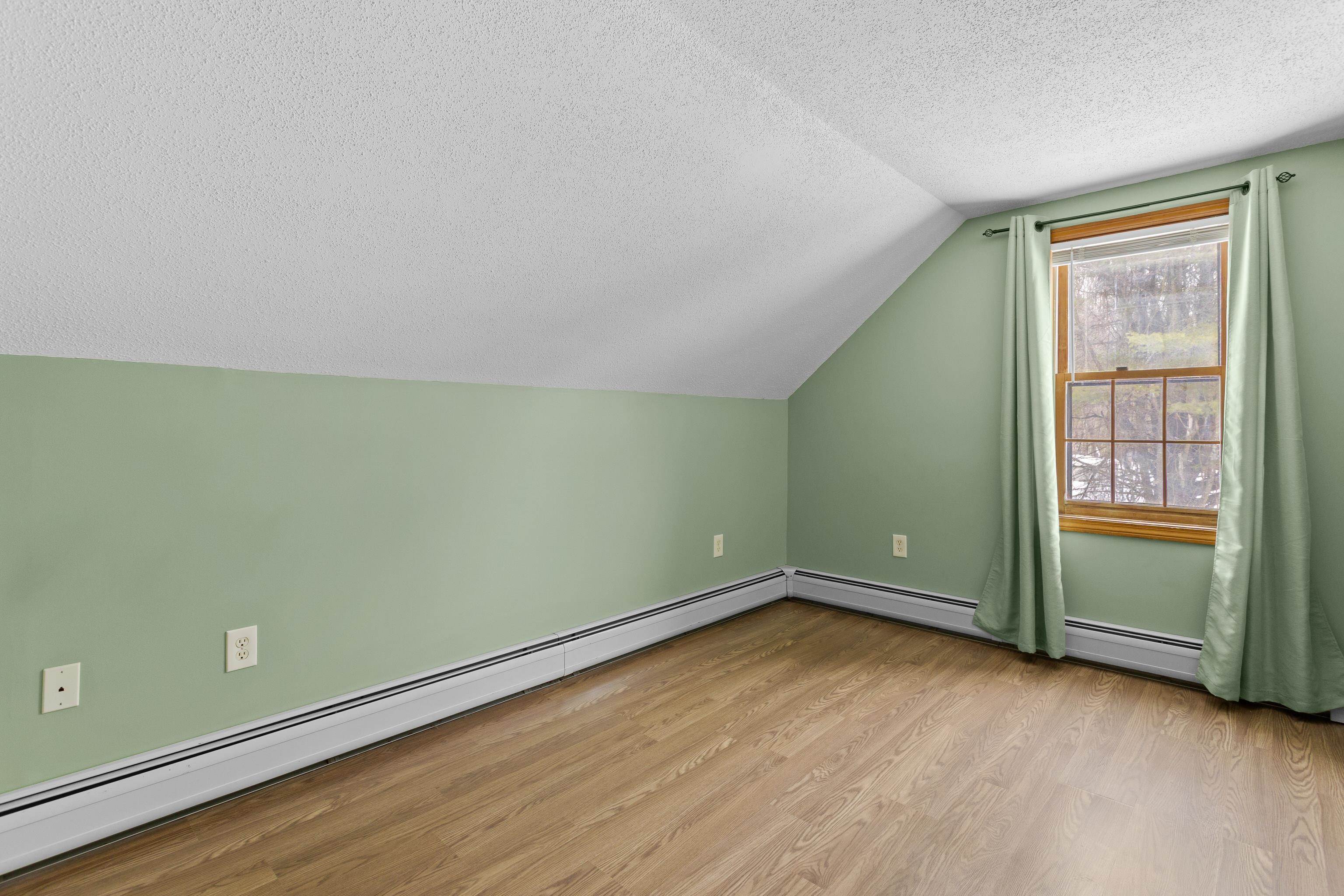 365 Deerfield Road Allenstown, NH 03275 - Photo 19 of 46 Gallery Image 19