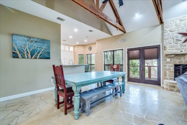 $899,000 | 302 Guadalupe River Drive, Seguin, TX 78155