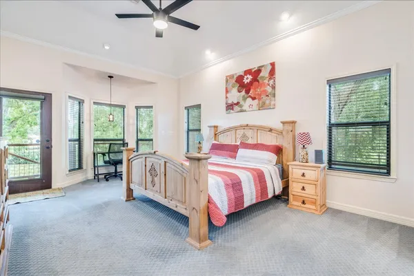$899,000 | 302 Guadalupe River Drive, Seguin, TX 78155