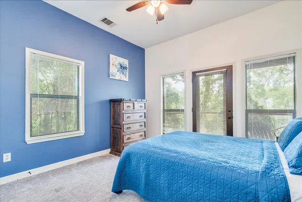 $899,000 | 302 Guadalupe River Drive, Seguin, TX 78155