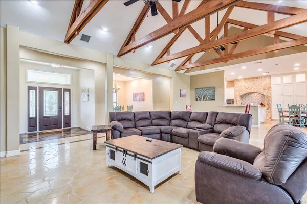 $899,000 | 302 Guadalupe River Drive, Seguin, TX 78155