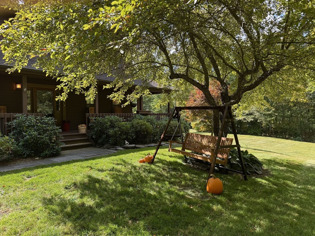 304 Dalton Division Road Pittsfield, MA 01201 - Photo 36 of 42 Gallery Image 36