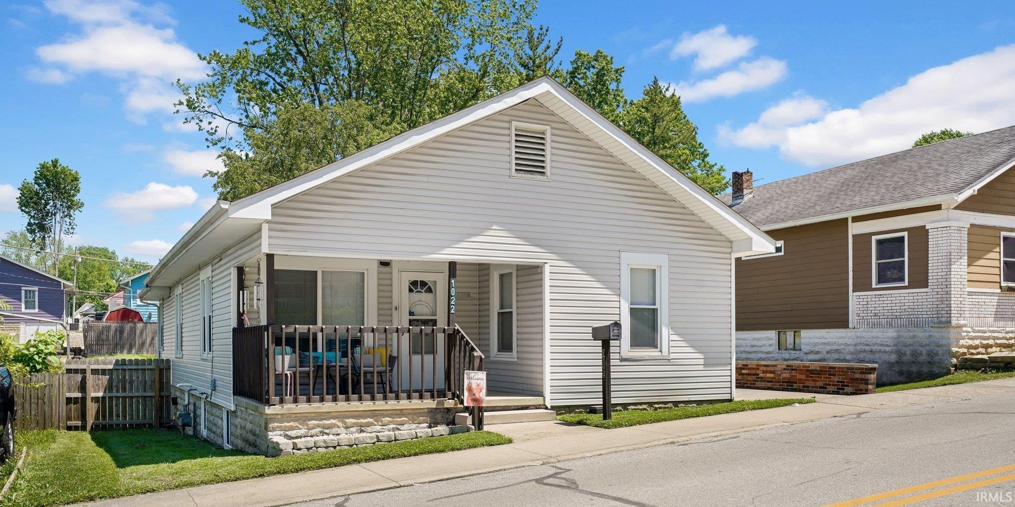 1022 R Street Bedford, IN 47421 - Photo 3 of 32 Gallery Image 3