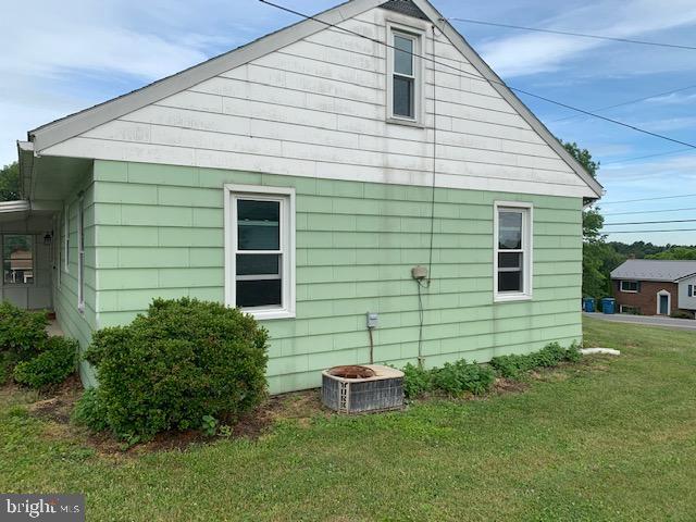 4846 Lehman Road Spring Grove, PA 17362 - Photo 4 of 17