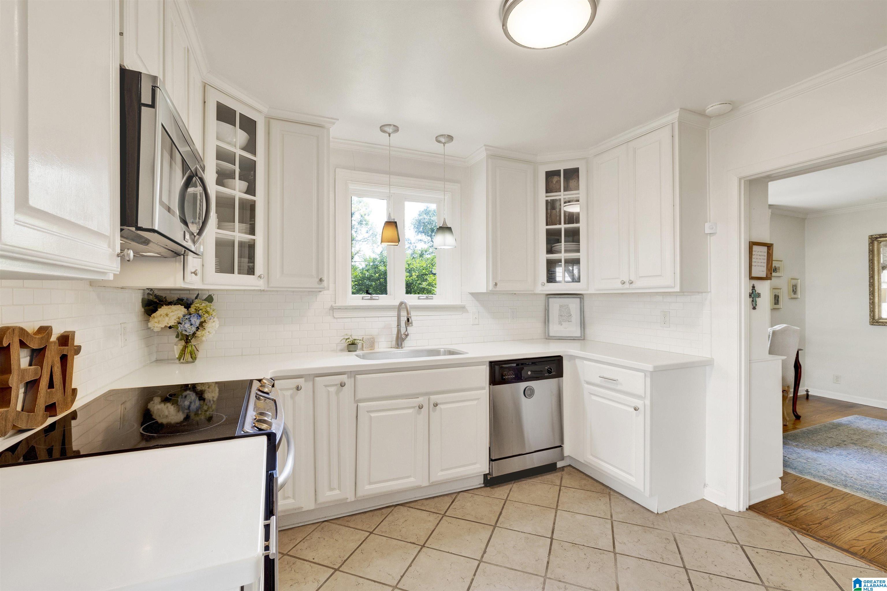 41 Edgehill Road Birmingham, AL 35209 - Photo 14 of 32