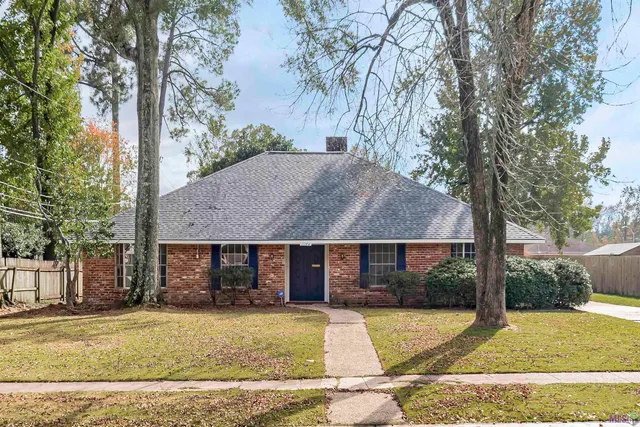 $270,000 | 11146 Goodwood Boulevard, Baton Rouge, LA 70815