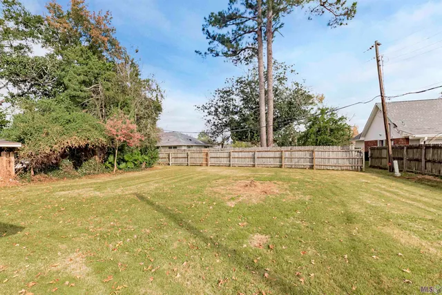 $270,000 | 11146 Goodwood Boulevard, Baton Rouge, LA 70815