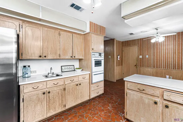 $270,000 | 11146 Goodwood Boulevard, Baton Rouge, LA 70815