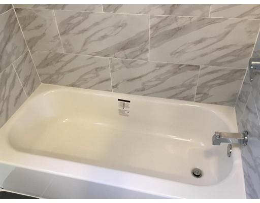 91 Windemere Street Springfield, MA 01104 - Photo 13 of 28 a bathroom with a bathtub
