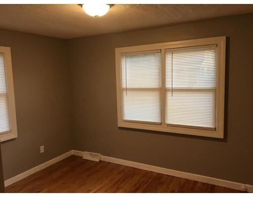 91 Windemere Street Springfield, MA 01104 - Photo 17 of 28 a view of empty room with window