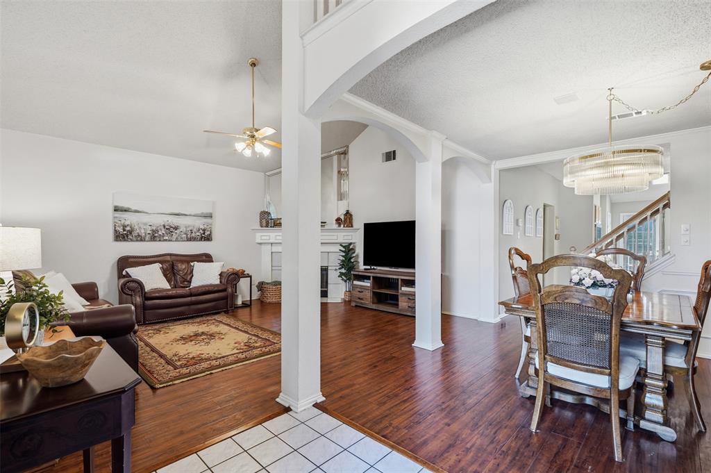 5004 Ridgefield Court Arlington, TX 76017 - Photo 5 of 38 Gallery Image 5