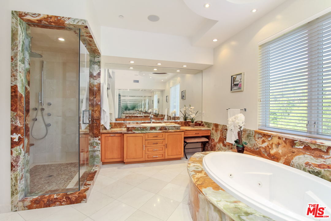 25663 Piuma Road Calabasas, CA 91302 - Photo 11 of 19