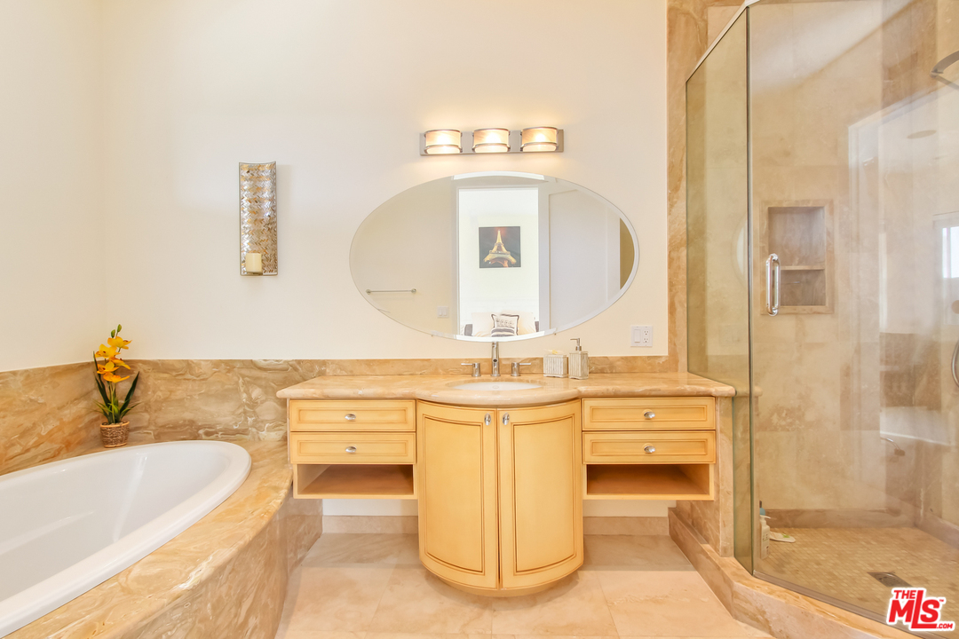 25663 Piuma Road Calabasas, CA 91302 - Photo 13 of 19