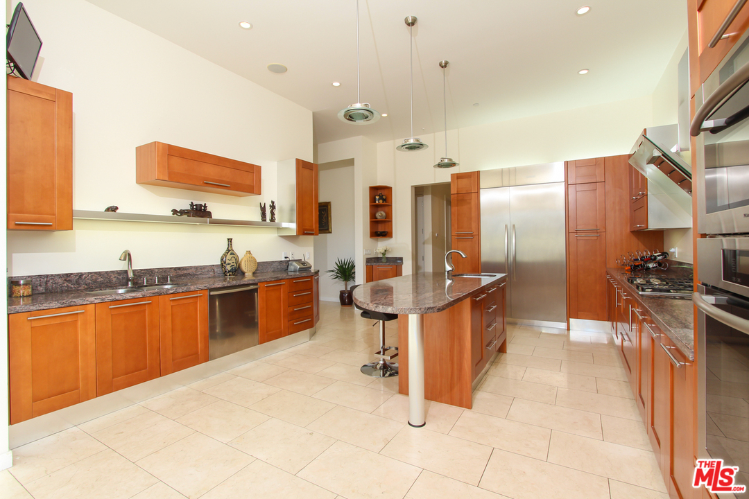 25663 Piuma Road Calabasas, CA 91302 - Photo 8 of 19