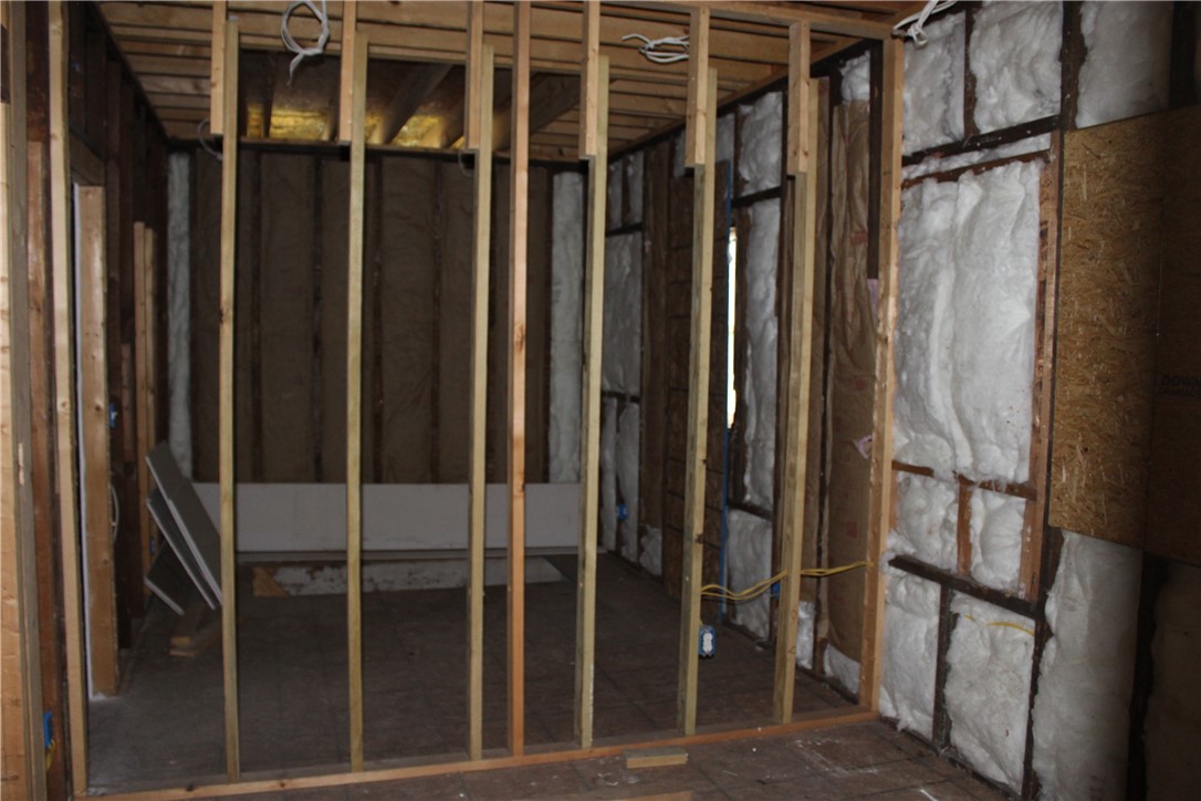 495 Hudson Avenue Rochester, NY 14605 - Photo 12 of 32