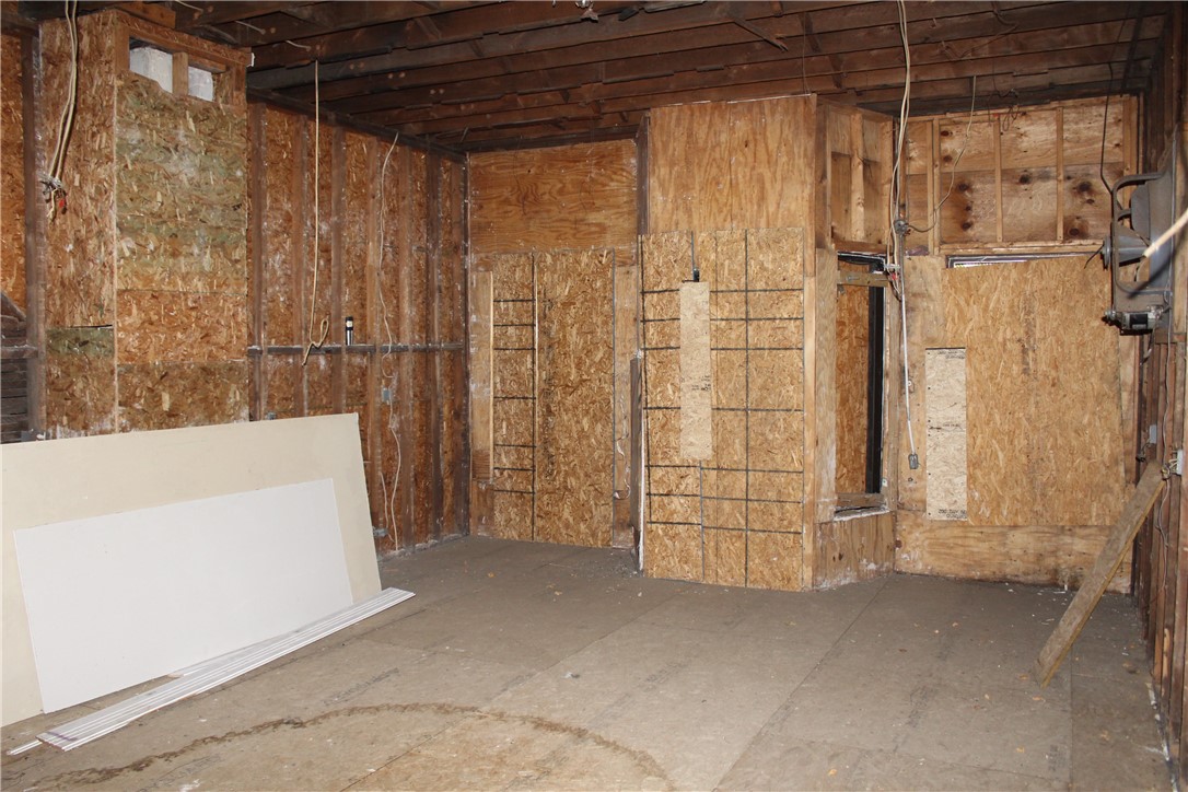 495 Hudson Avenue Rochester, NY 14605 - Photo 15 of 32