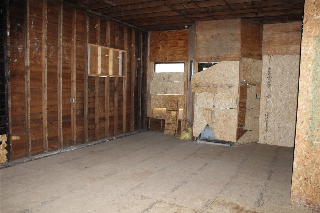 495 Hudson Avenue Rochester, NY 14605 - Photo 16 of 32