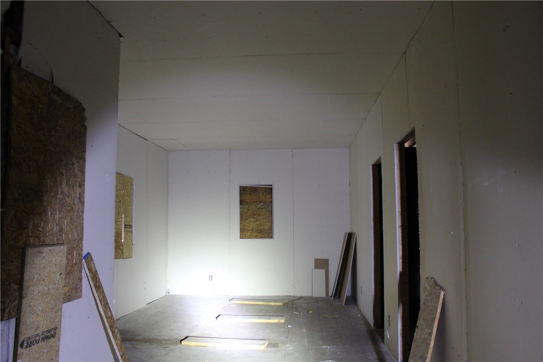 495 Hudson Avenue Rochester, NY 14605 - Photo 22 of 32