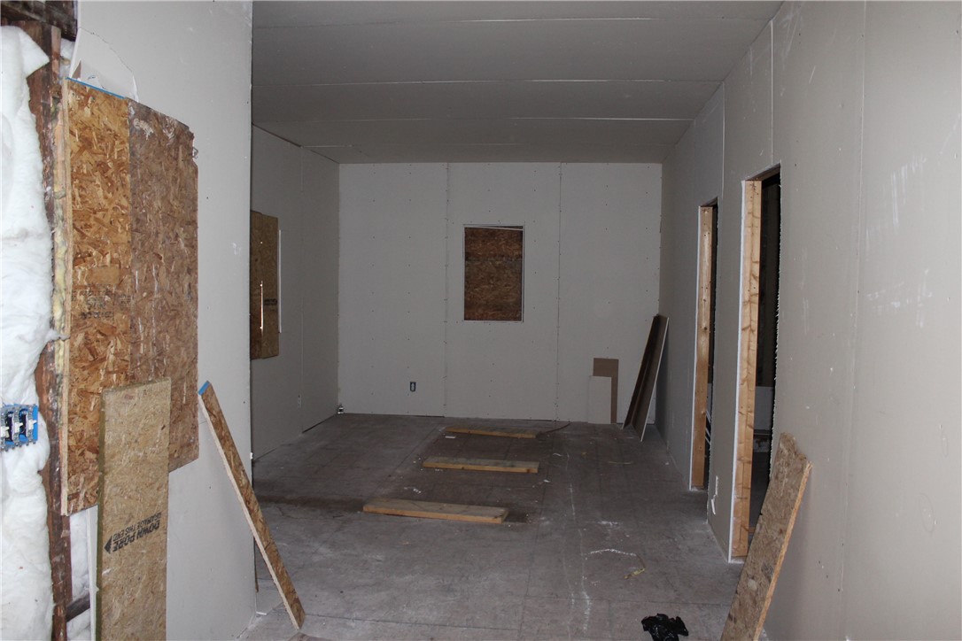 495 Hudson Avenue Rochester, NY 14605 - Photo 23 of 32