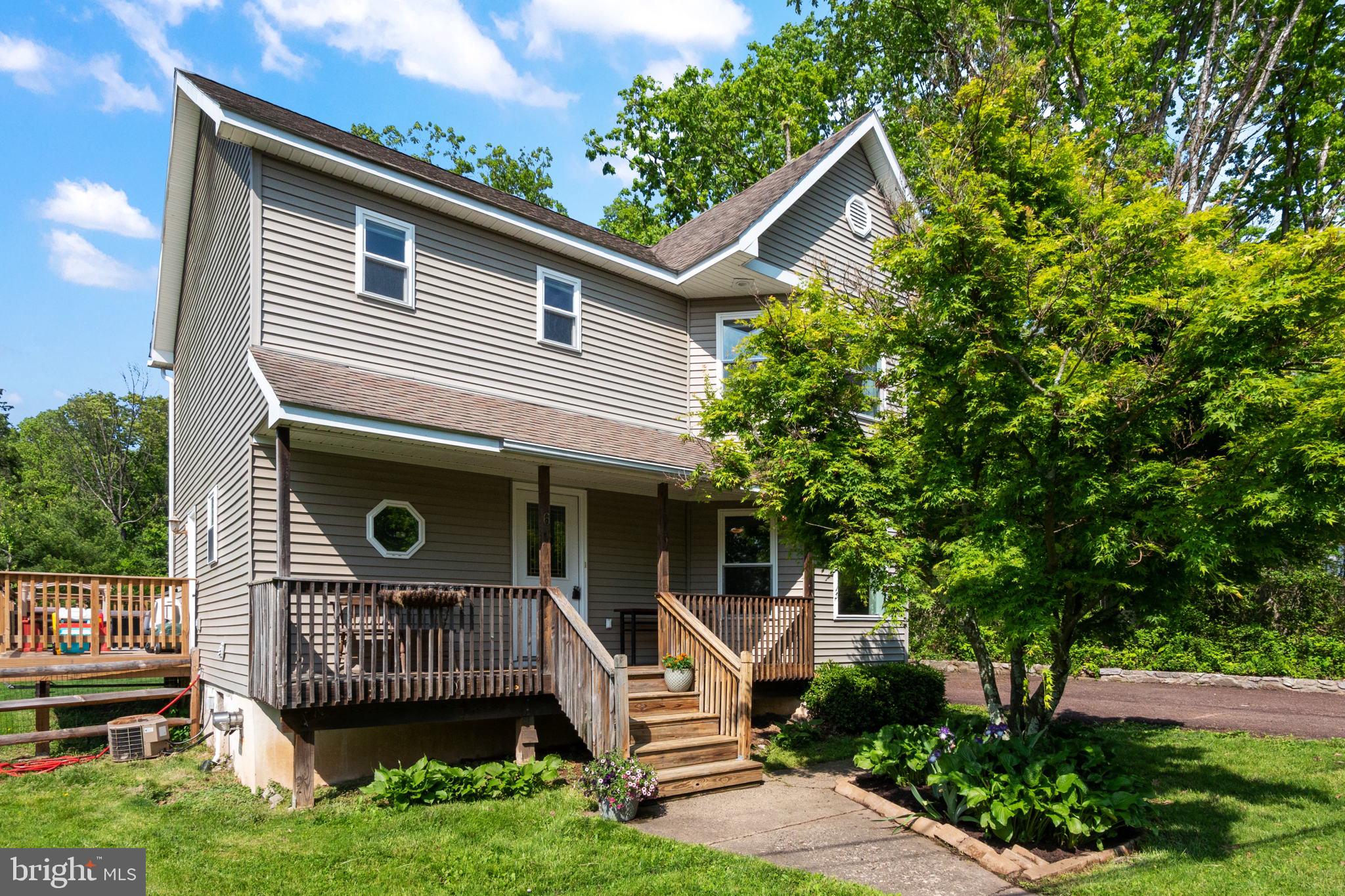 6 Hendricks Road Perkiomenville, PA 18074 - Photo 2 of 29 Gallery Image 2